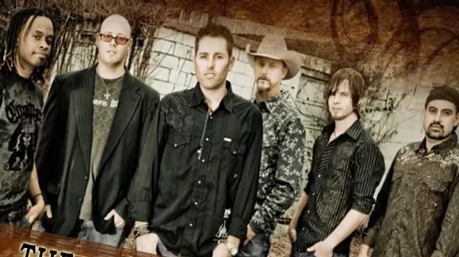 Image: Casey Donahew Band w/Cooper Meza Band