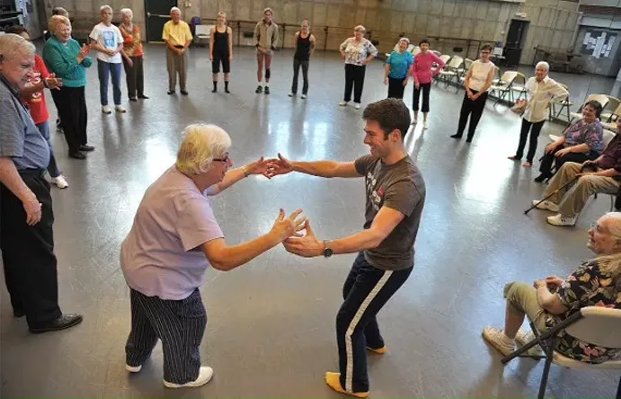 ab104eb2_dance-for-pd-taught-by-mmdg-in-kansas-city-2-photo-credit_don-ipoc-_rig.webp