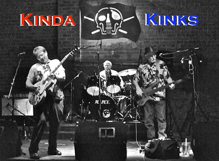 ca22f018_kinda_kinks_b_w_3.png