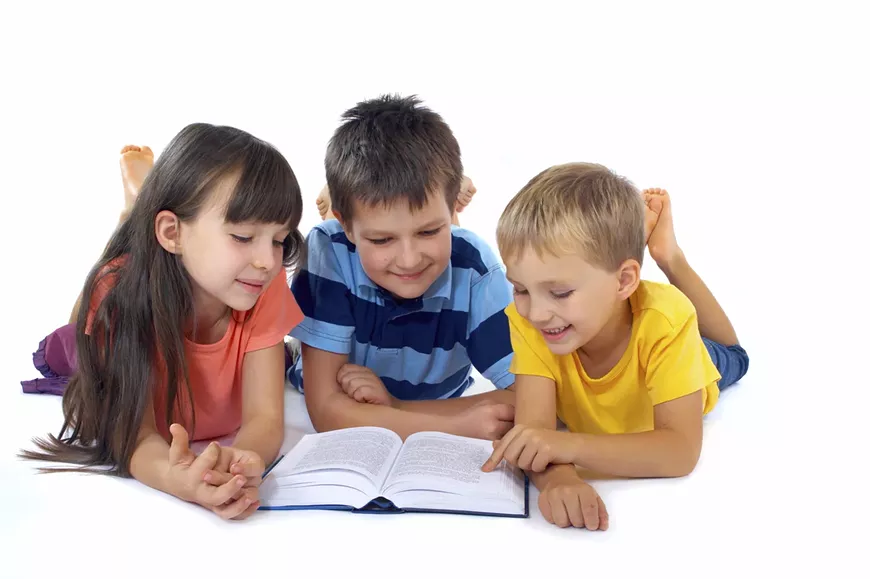 kids_readingrs.webp