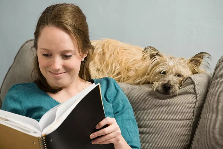 read_to_dogrs.webp