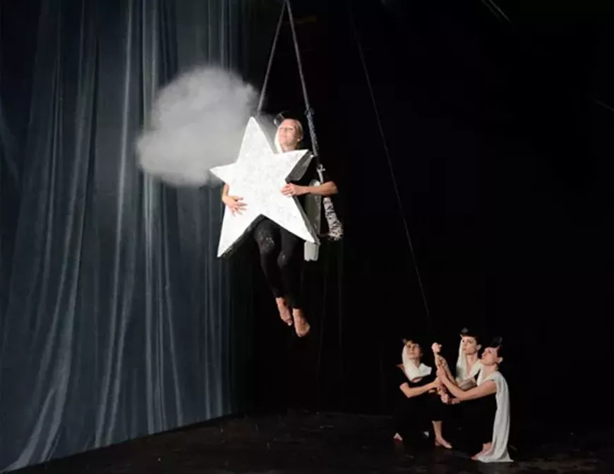 Time keepers: wintershow