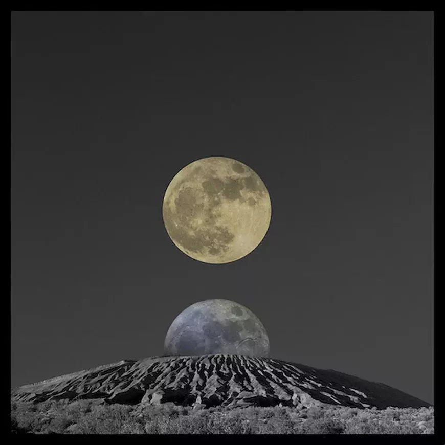 alejandra_platt.torres_._supermoon.webp