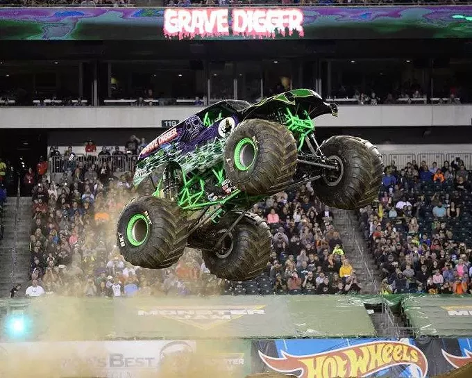 grave_digger-philadelphia-dd.webp