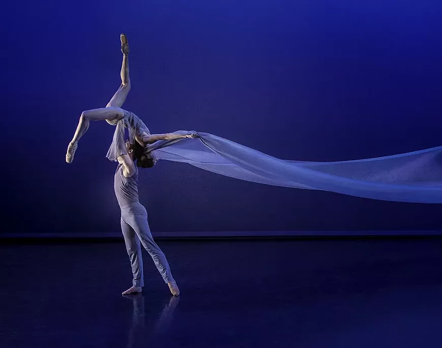 ua_dance.ed_flores_phot.among_the_stars_by_jessica_lang_0019928_lr.webp