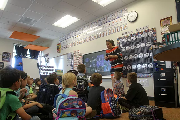 Amphi Public Schools is asking voters to continue to support schools.