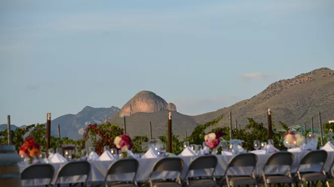 Image: Dinner in the VInes at Kief-Joshua Vineyards