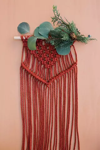 Image: Holiday Macrame Wall Hanging Workshop