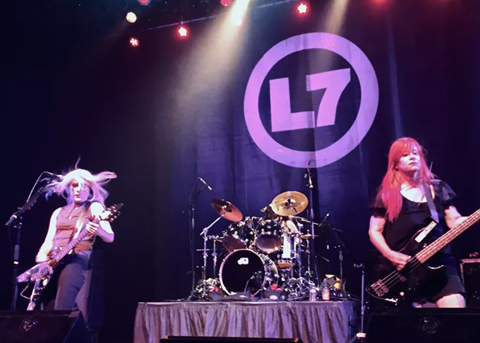 Image: The Story In Pictures | L7