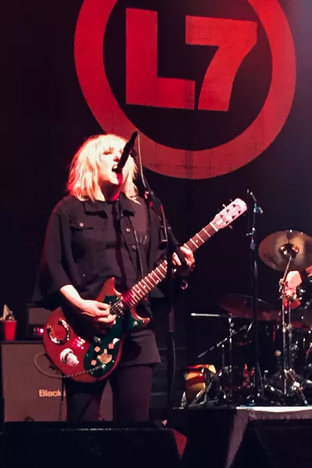 Image: The Story In Pictures | L7