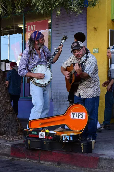 Image: 46th Annual 4th Avenue Spring Street Fair