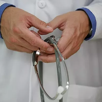 Image: Affordable Care Act sign-ups continued surge in Arizona, U.S. in April