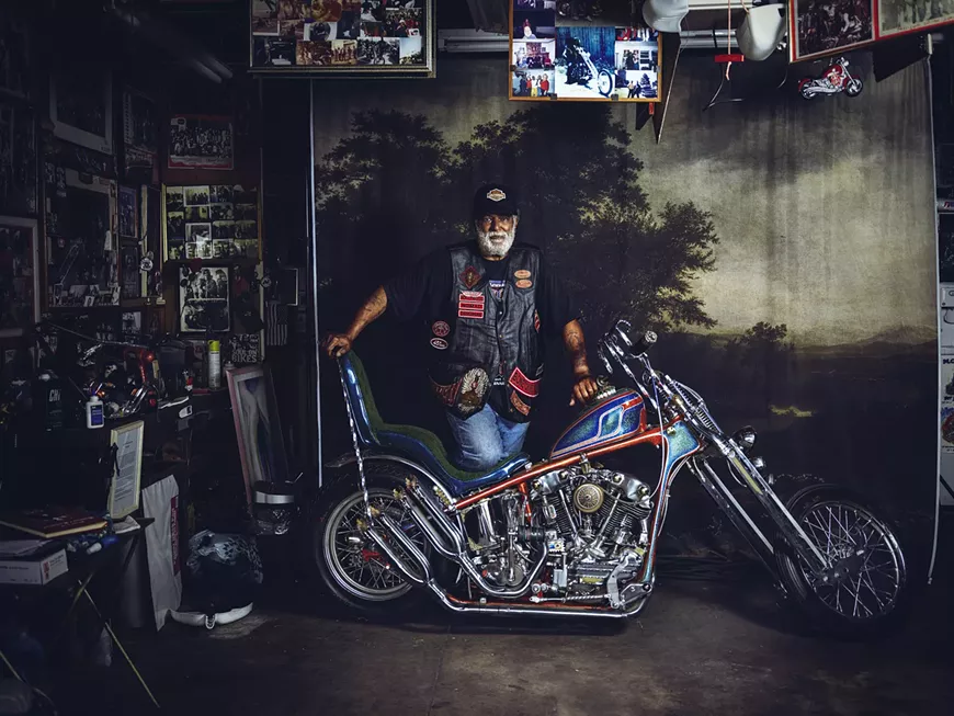 boss_mike_42x56-3.webp