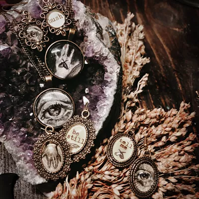 Image: Art Jewelry Workshop