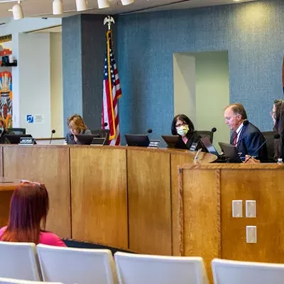 Image: Board of Supervisors Revises Emergency Restaurant Regs