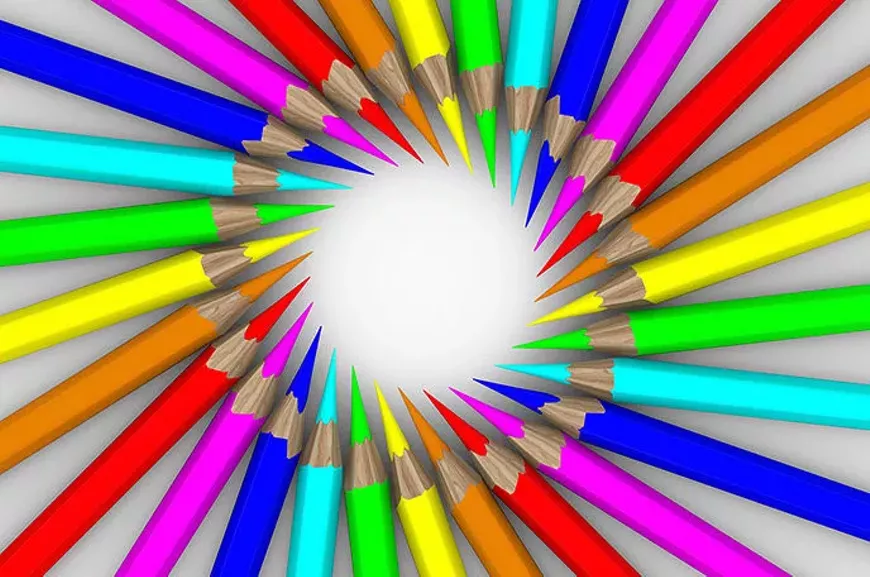 craft-colored-pencils.webp