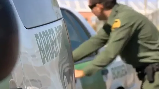 Image: COVID-19, faltering economy cited as border numbers plummet for 2020