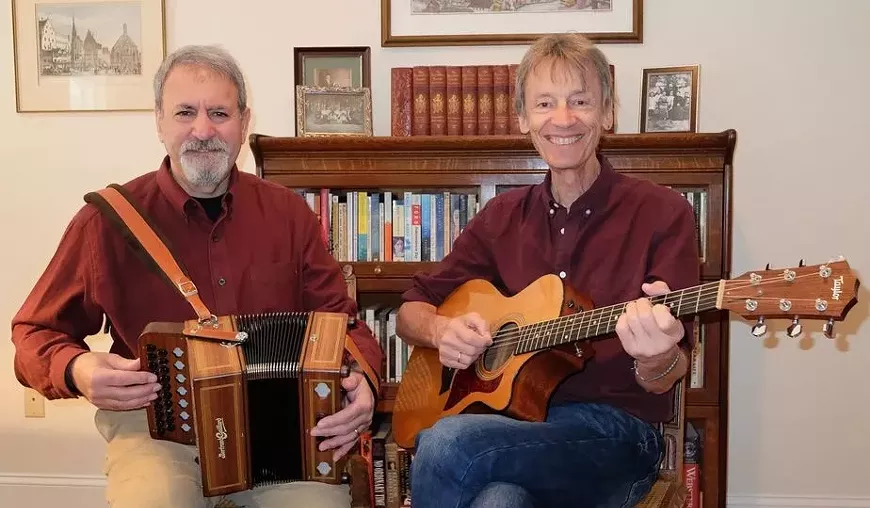 DAN POSSUMATO W/ JAMIE O&rsquo;BRIEN AT THE SEA OF GLASS