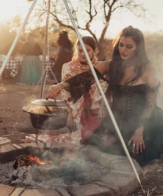 Image: Life Under the Oaks Lavender Witch Festival