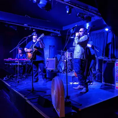 Image: Nick Moss Band Featuring Dennis Gruenling at House of Bards