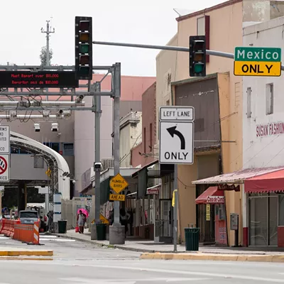 Image: Nonessential US-Mexico border travel ban to be lifted after nearly 20 months