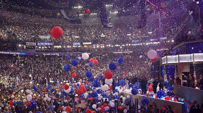 Image: Party poopers: Independent voter registrations surge as parties fall