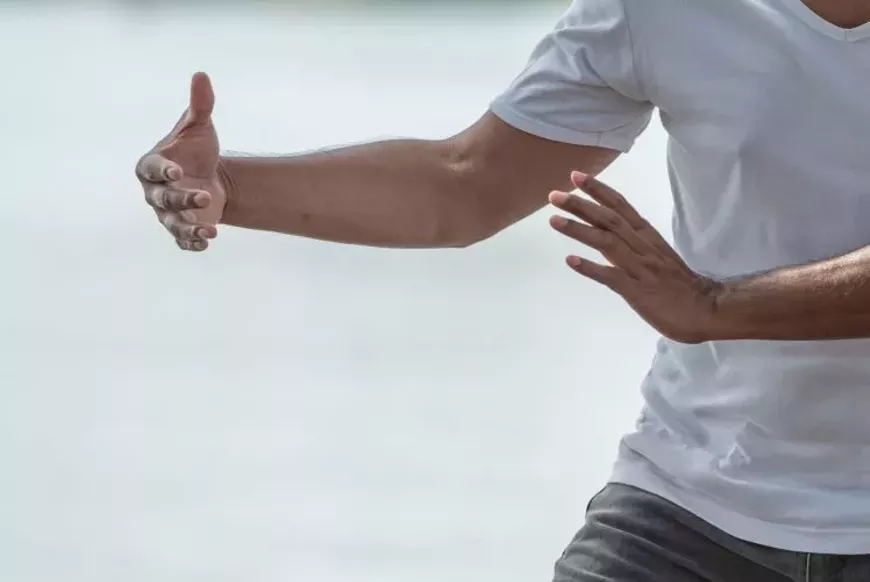 Join Kiki Apodaca for this energizing session learning and practicing Qigong postures.