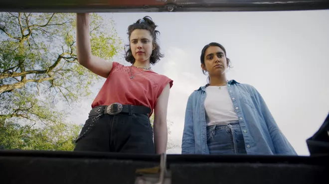 Image: Review: Ethan Coen goes B-movie with ‘Drive-Away Dolls’