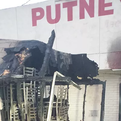 Image: Arson Suspected at Putney’s Bar