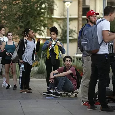 Image: Swipe right on 2020 election: Groups vie for young Arizona voters in new ways