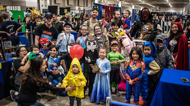 Image: Tucson Comic-Con unites cosplayers, celebrity guests