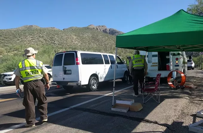 Volunteers Assist County Supervisor to Spread Fire Safety on Mount Lemmon