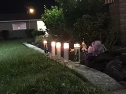 &lsquo;You are not forgotten&rsquo;: Arizona Residents Honor John McCain (2)