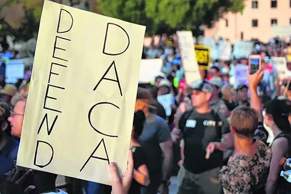 DACA Recipients Respond to Border Patrol Presence on UA Campus