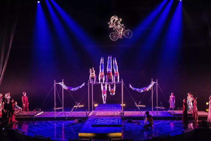 Cirque du Soleil's Corteo Dazzles Crowd on Opening Night