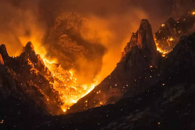 Bighorn Fire Spares Summerhaven Overnight but Now Covers More than 17,000 Acres; High Winds Expected To Make Trouble for Firefighters Today