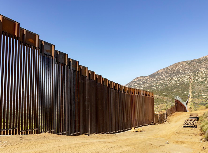 Trump in Yuma to mark 216 miles of border wall, still a work in progress