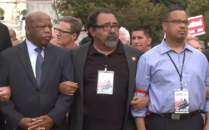 Arizonans recall John Lewis, heap tributes on late civil rights leader