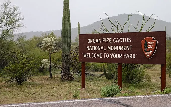 Feds cite border-wall safety for Quitobaquito closing; critics see other motives