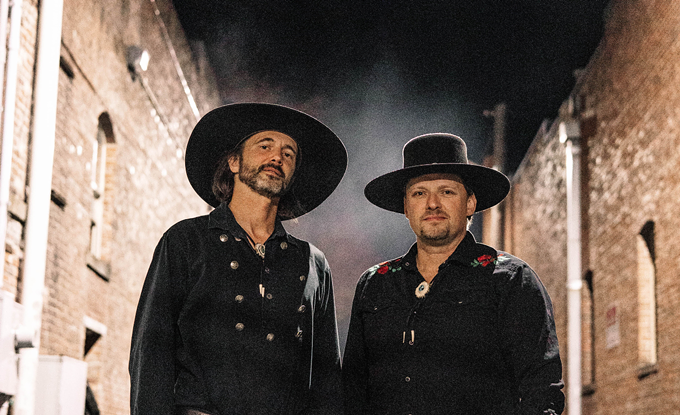 Dirtwire brings the world of music to Gem & Jam